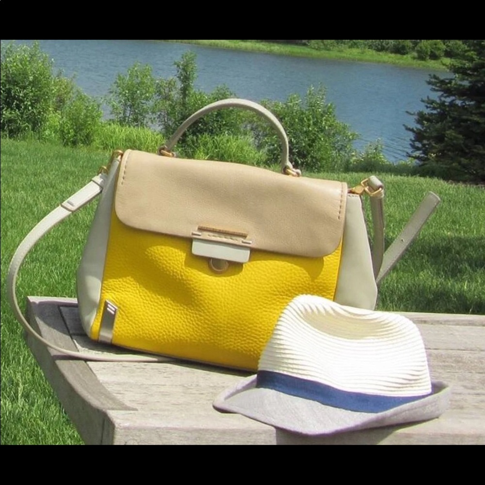 Marc By Marc Jacobs handbag/ satchel/ bag
